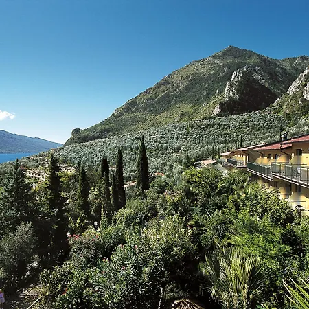 Szálloda San Pietro Limone sul Garda