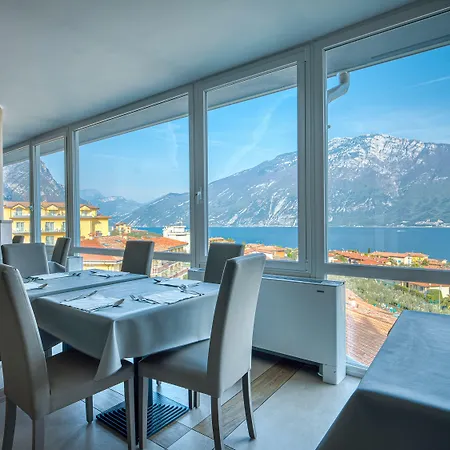 Szálloda San Pietro Limone sul Garda